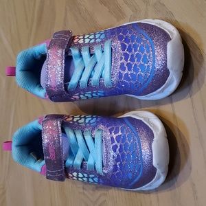 Girl Skechers size 13